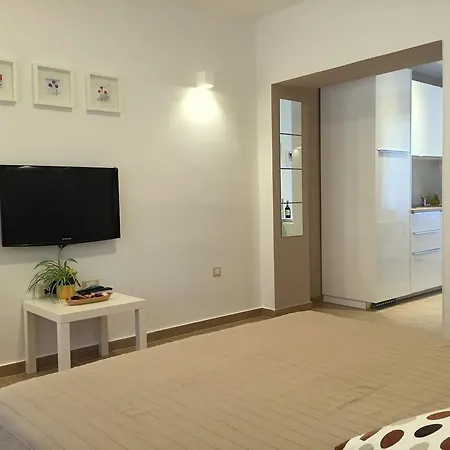 Remy Apartment